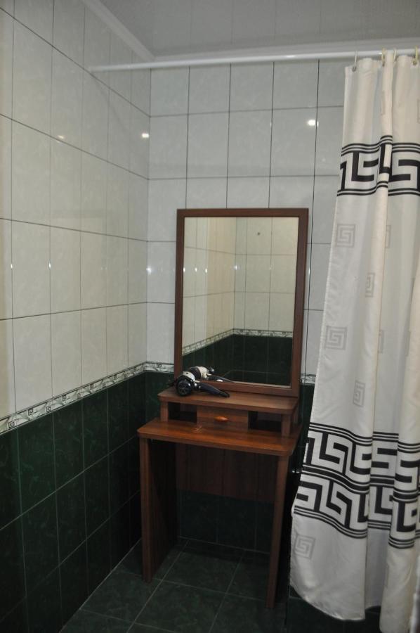 Apartment Near The Bus Station In Krementschuk Exterior foto